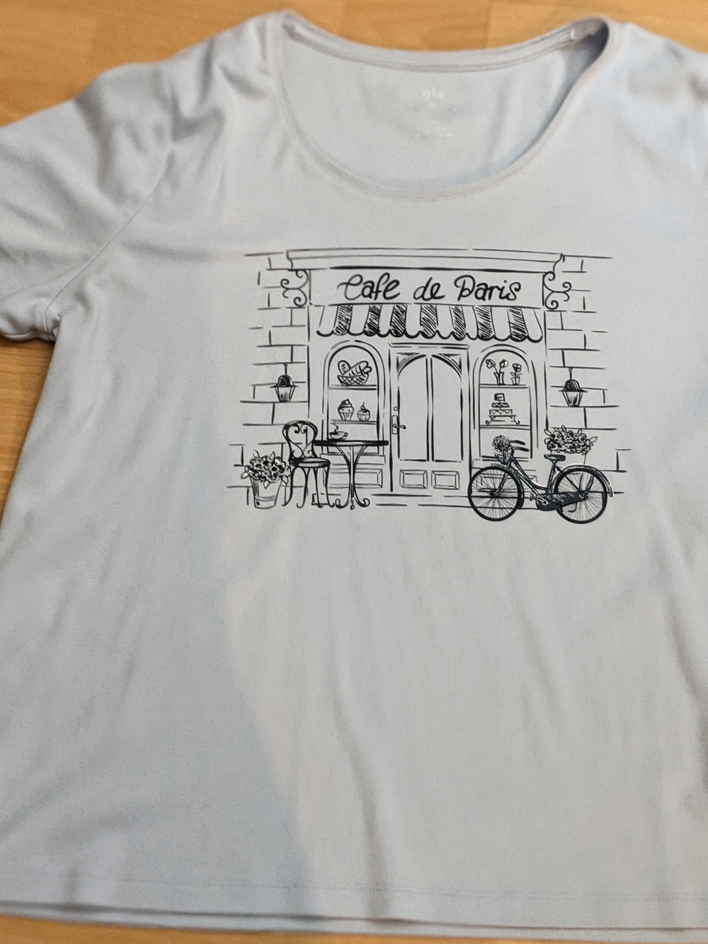Cafe de Paris Graphic Tee in Light Blue - Picture 2 of 4